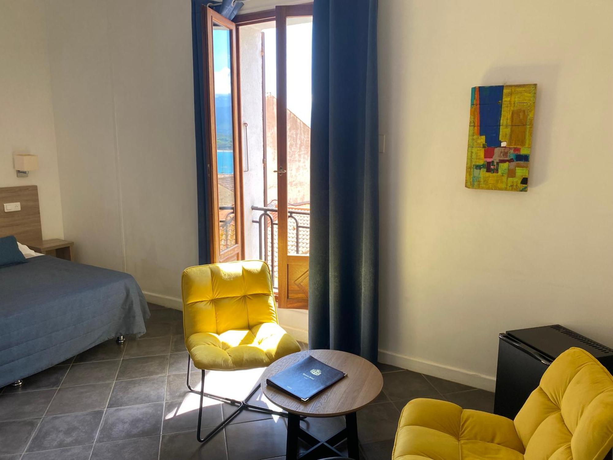 Grand Hotel De Calvi 칼비 외부 사진