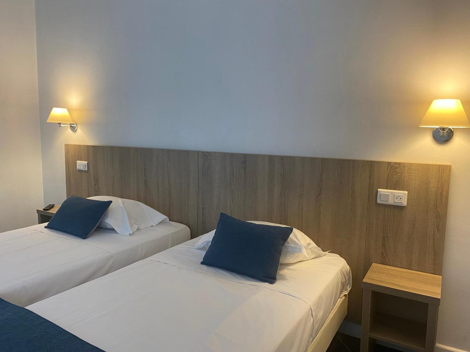 Grand Hotel De Calvi 칼비 외부 사진