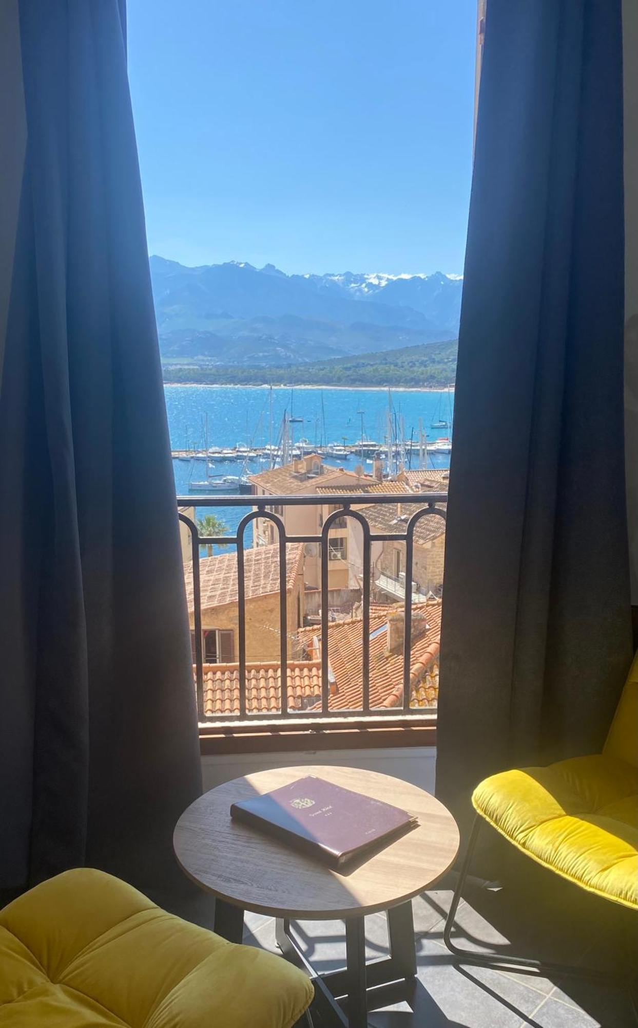 Grand Hotel De Calvi 칼비 외부 사진
