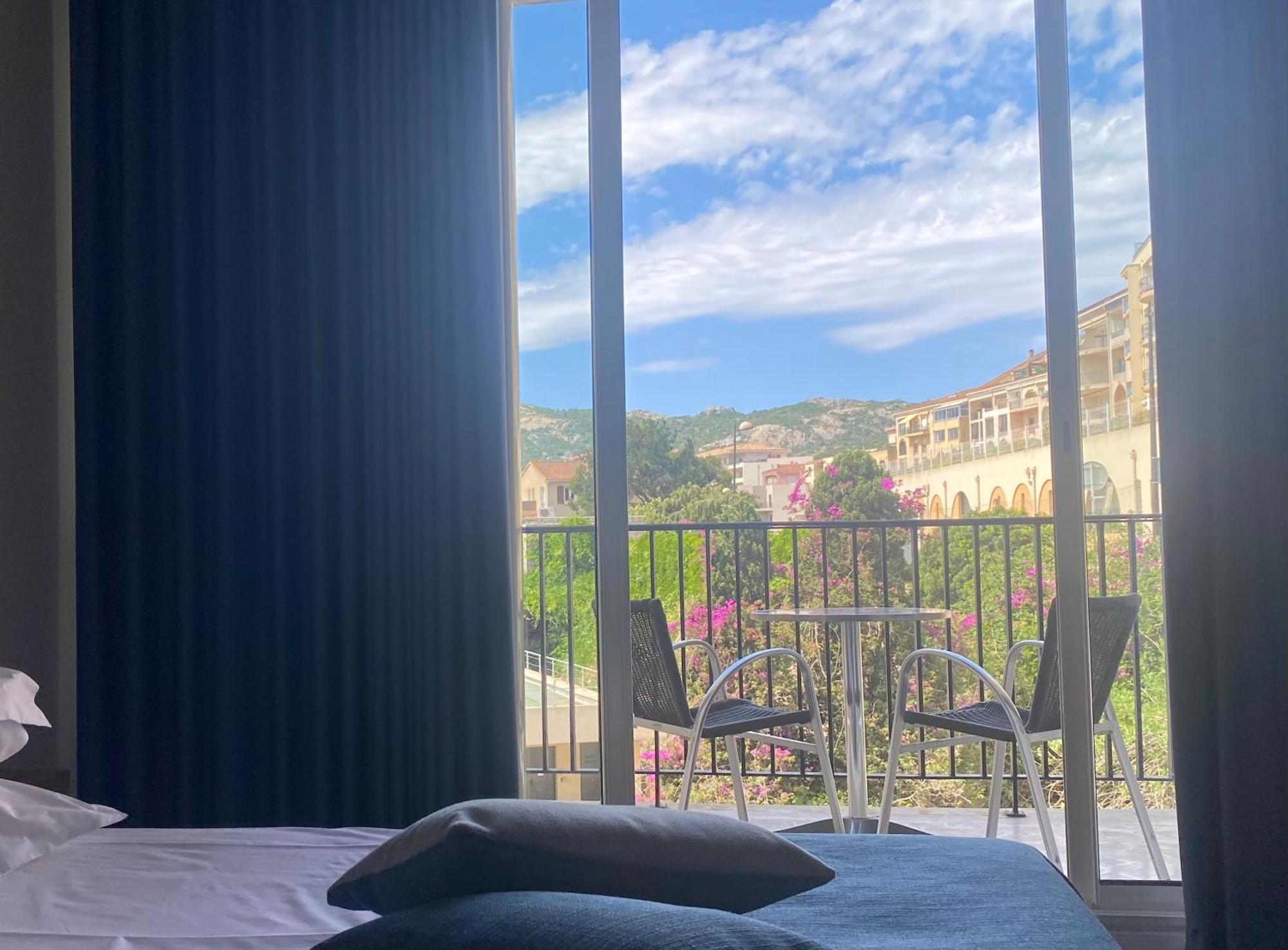 Grand Hotel De Calvi 칼비 외부 사진