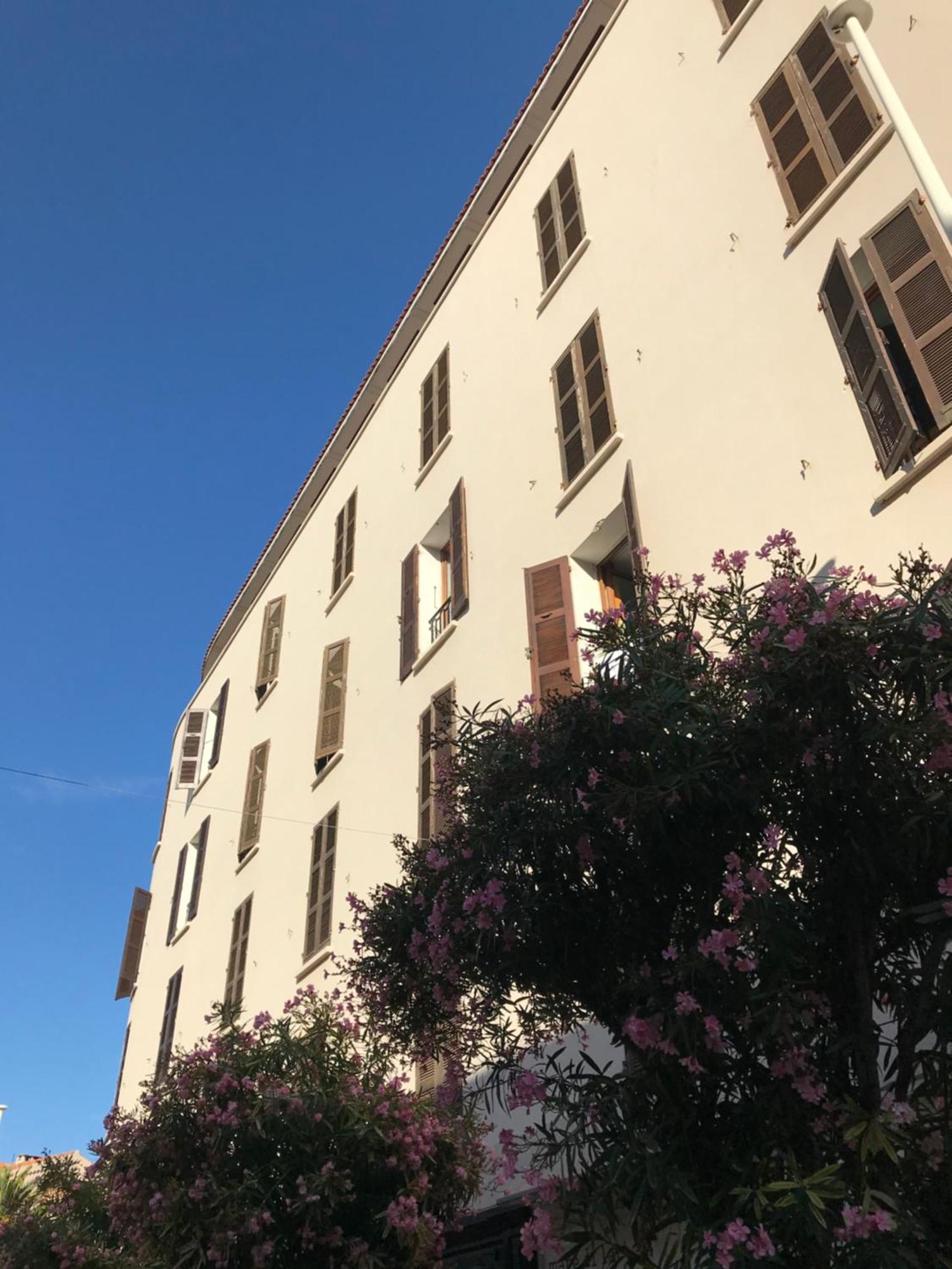 Grand Hotel De Calvi 칼비 외부 사진